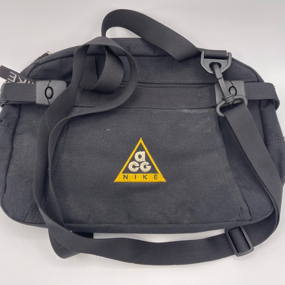 2000’s Nike ACG Waistbag - Picture 1 of 3